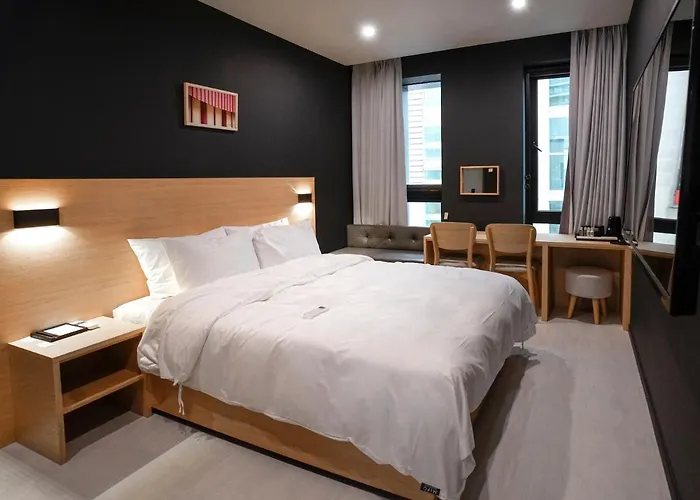 Hotel Mipo Oceanside